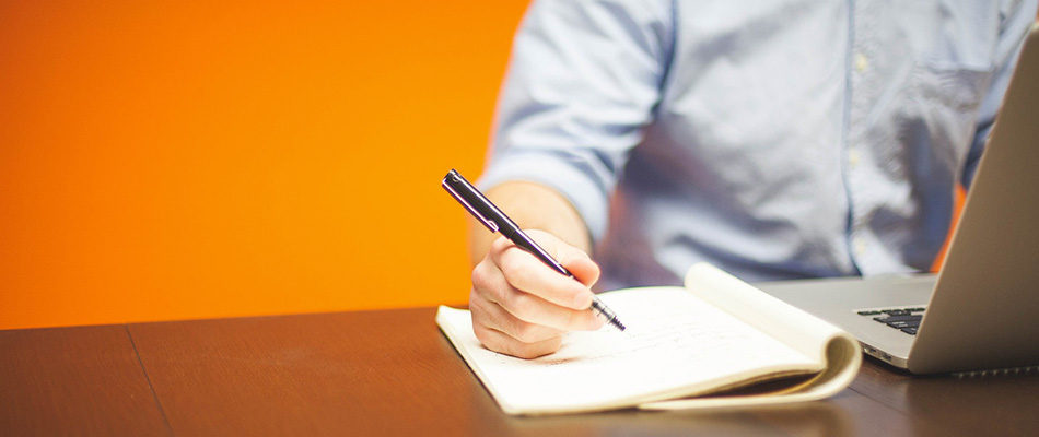 基本情報技術者試験のメリットは？注意点や、効率的な勉強方法について解説